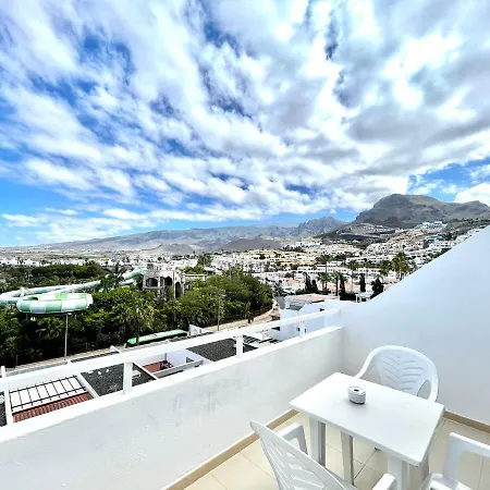Apartment With Wifi, Pool, Close To The Shops And Restaurants In Tenerife South Lägenhet Costa Adeje (Tenerife)