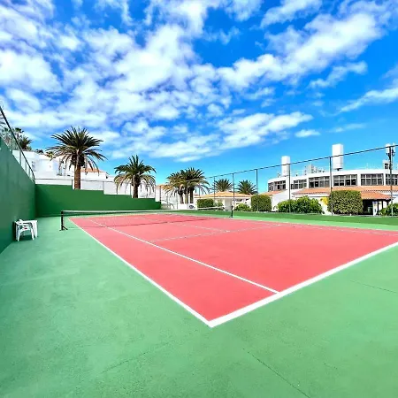 Lägenhet Apartment With Wifi, Pool, Close To The Shops And Restaurants In Tenerife South