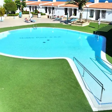 Lägenhet Apartment With Wifi, Pool, Close To The Shops And Restaurants In Tenerife South *