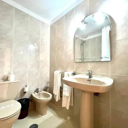 Apartment Apartment With Wifi, Pool, Close To The Shops And Restaurants In Tenerife South