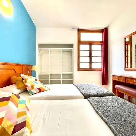 Apartment With Wifi, Pool, Close To The Shops And Restaurants In Tenerife South Apartamento Costa Adeje (Tenerife)